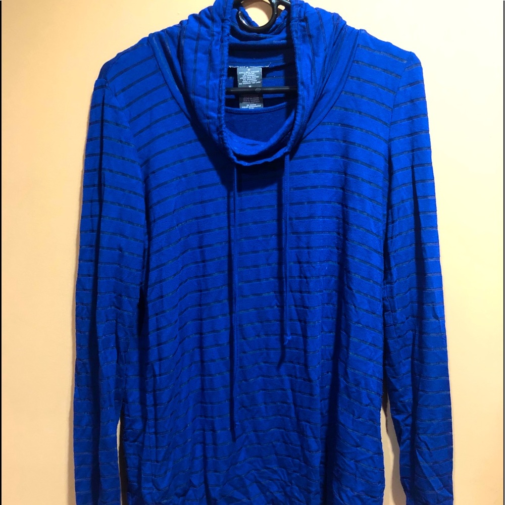 Light weight sweatshirt